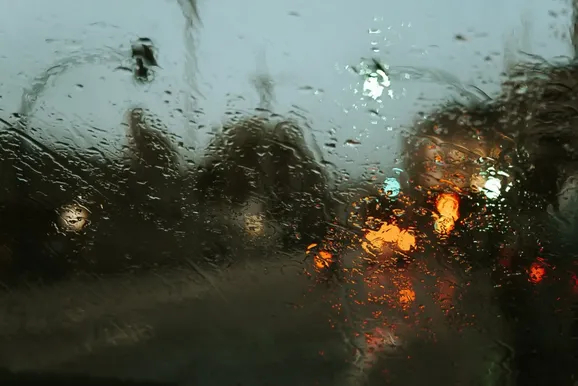 Semana come&ccedil;a com chuva e m&aacute;xima de 17&deg;C, mas calor volta a Paranava&iacute;
