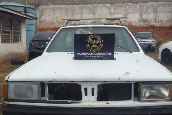 Ve&iacute;culo furtado &eacute; recuperado pela Guarda Municipal em Paranava&iacute;