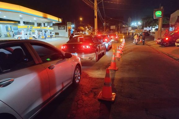Pol&iacute;cia Militar e Detran realizam Opera&ccedil;&atilde;o Dire&ccedil;&atilde;o Segura Integrada em Pen&aacute;polis