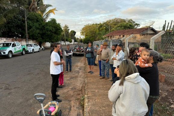 Hortas comunit&aacute;rias do Jardim Pevi e Cecap recebem novos alambrados
