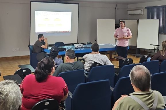 Conselho Municipal de Desenvolvimento Rural discutiu cadeia do leite e hortas urbanas