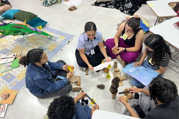 Oficina de conta&ccedil;&atilde;o de hist&oacute;rias prepara futuros pedagogos para o Felita 2026