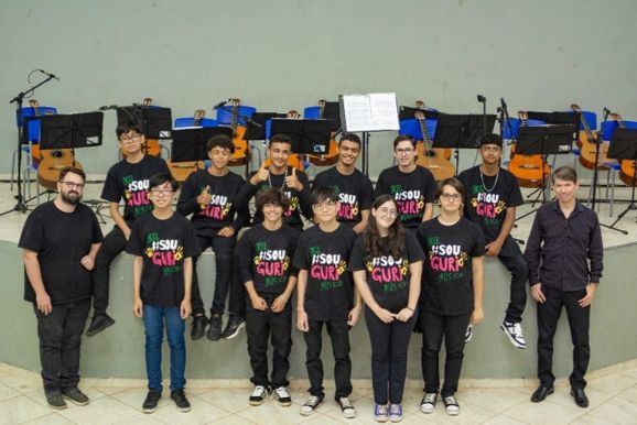 Clementina recebe Camerata de Viol&otilde;es do GURI Ara&ccedil;atuba