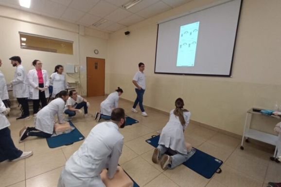 Curso ACLS prepara m&eacute;dicos formados pelo UniSALESIANO para situa&ccedil;&otilde;es cr&iacute;ticas