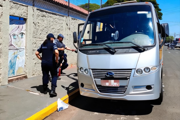 Fiscaliza&ccedil;&atilde;o em Ara&ccedil;atuba encontra irregularidades em ve&iacute;culos de transporte escolar