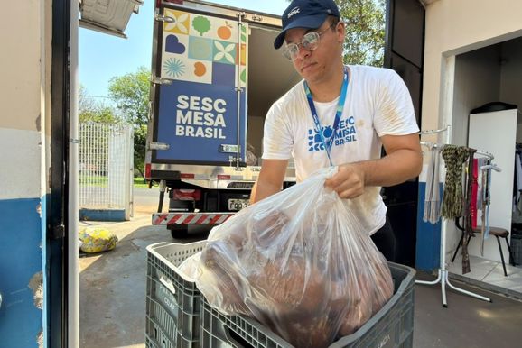 Fundo Social de Ara&ccedil;atuba recebe 1,9 tonelada de batata-doce em doa&ccedil;&atilde;o