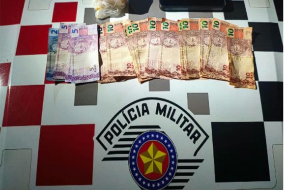 Homem &eacute; preso por tr&aacute;fico de drogas na zona rural de Avanhandava