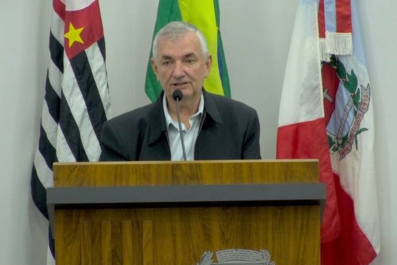 Paulinho do Esporte questiona falta de seringas na rede municipal