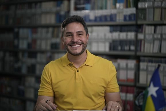 Maur&iacute;cio Carvalho aposta no municipalismo para fazer recursos chegarem &agrave; ponta