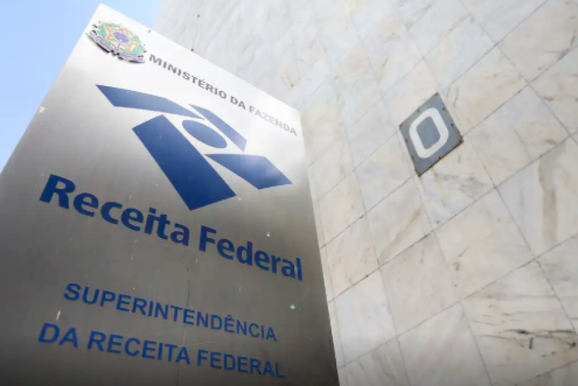 Receita libera consulta ao &uacute;ltimo lote de restitui&ccedil;&atilde;o do Imposto de Renda 2026