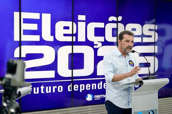 Hildon Chaves afirma que &ldquo;leiloar CAERD,    na semana da elei&ccedil;&atilde;o, cheira muito mal&rdquo;