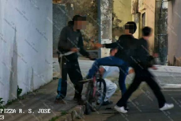V&iacute;deo mostra captura de trio armado ap&oacute;s roubo com uso de faca no Centro de PA