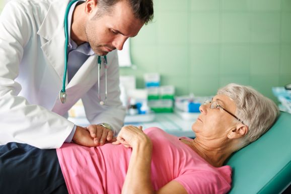 Doen&ccedil;as inflamat&oacute;rias intestinais cresceram 61% entre 2015 e 2024   