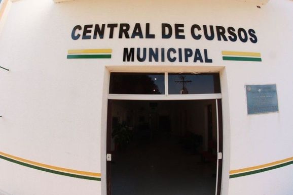Central de Cursos abre inscri&ccedil;&otilde;es para aulas gratuitas de Inform&aacute;tica e Ingl&ecirc;s 