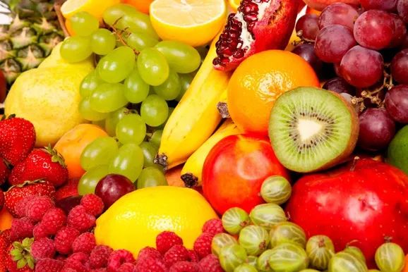 Consumir frutas da esta&ccedil;&atilde;o pode trazer mais nutrientes e economia para a sua alimenta&ccedil;&atilde;o