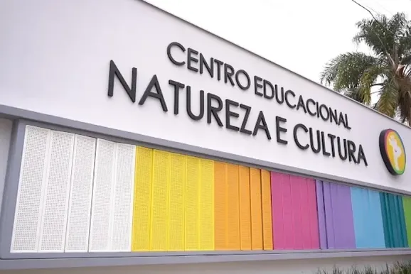 CENC abre per&iacute;odo de rematr&iacute;culas para 2027 com 15% de desconto e sorteio de viagem