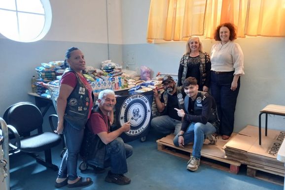 7&deg; anivers&aacute;rio S&oacute; Os Que Rodam & Moto Rock Solid&aacute;rio arrecadam 500kg em alimentos
