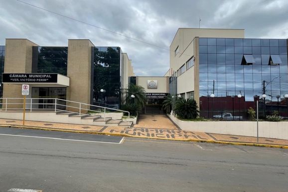 C&acirc;mara de Rio das Pedras abre concurso p&uacute;blico com sal&aacute;rios de at&eacute; R$ 5,8 mil