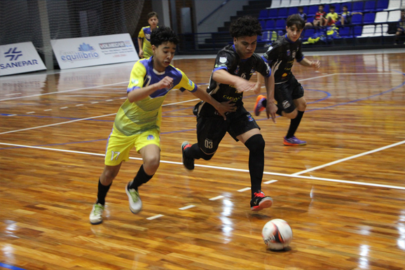 Campeonato de Base re&uacute;ne promessas do futsal em mais uma rodada nesta sexta em SH