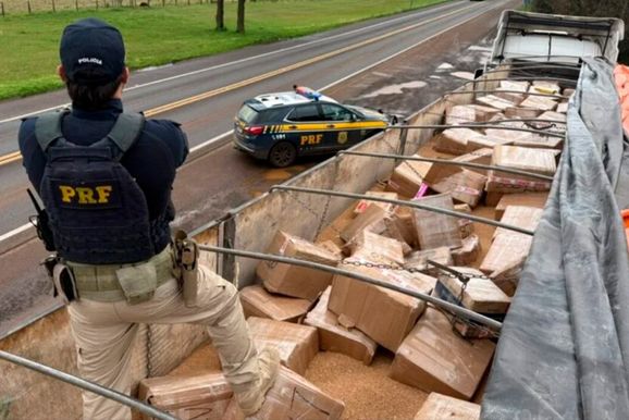 PRF apreende mais de 10 toneladas de maconha nas estradas da regi&atilde;o no fim de semana
