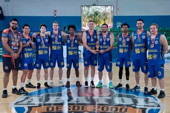 ABSH/Santa Helena vence Foz Basquete e conquista 3&ordm; lugar na Copa Oeste