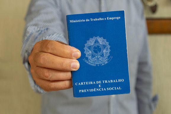 Ag&ecirc;ncia do Trabalhador divulga 70 vagas de emprego em Santa Helena
