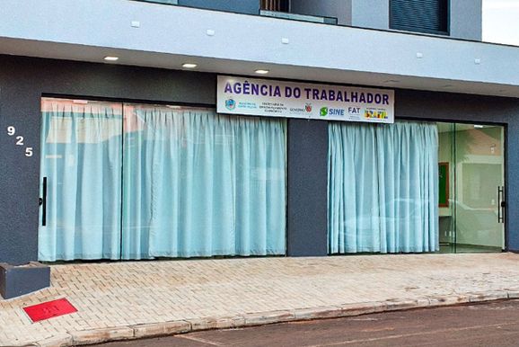 Ag&ecirc;ncia do Trabalhador divulga 77 vagas de emprego em Santa Helena