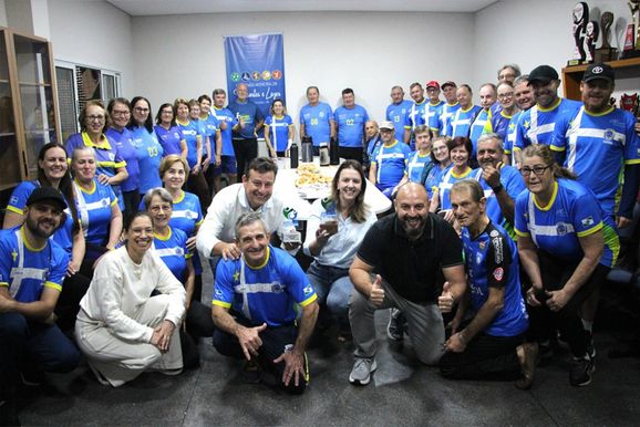 Atletas da Terceira Idade s&atilde;o recebidos ap&oacute;s participa&ccedil;&atilde;o nos XX JIIDO
