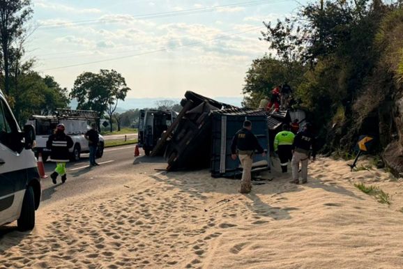 Beb&ecirc; santa-helenense de 7 meses morre em acidente ap&oacute;s ser ejetado de carreta na BR-369