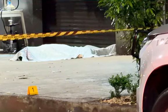 Homem &eacute; morto a tiros e policial de folga fica ferido ao tentar intervir ataque