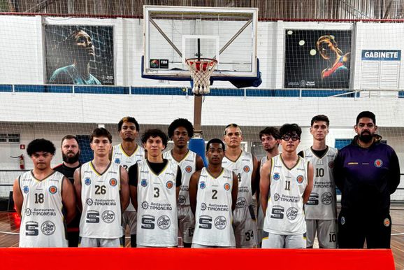 Santa Helena garante vaga na fase final da S&eacute;rie Prata do Paranaense de Basquete Sub-17 