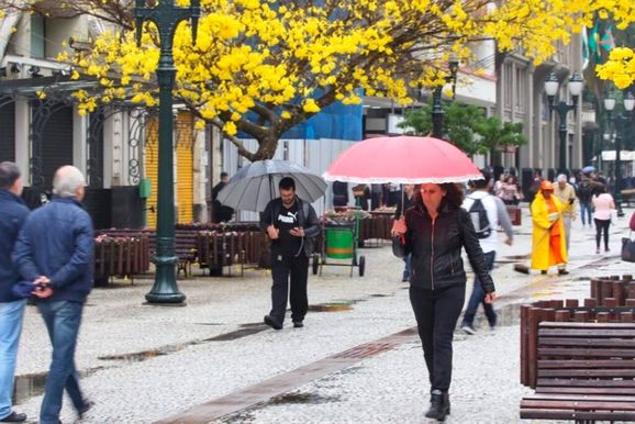 Setembro deve ter chuva acima da m&eacute;dia e tardes com tempestades em Santa Helena