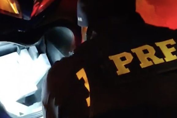 PRF apreende carga de eletr&ocirc;nicos avaliada em R$ 100 mil ap&oacute;s persegui&ccedil;&atilde;o em Cascavel