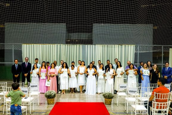 Justi&ccedil;a oficializa uni&atilde;o de 28 casais em S&atilde;o Miguel do Guapor&eacute; e Alvorada