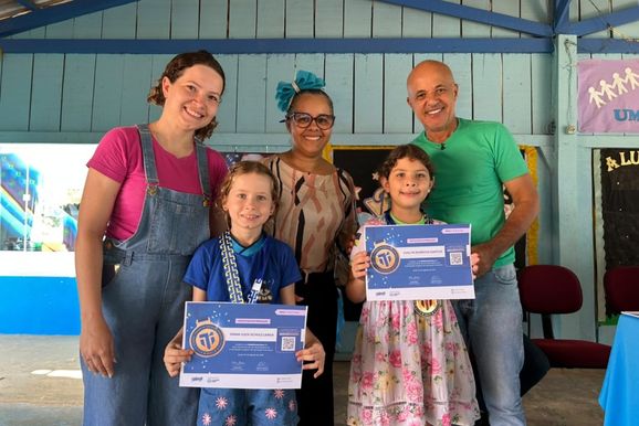 Caf&eacute; com o Prefeito reconhece destaques educacionais da Escola Carlos Gomes em S&atilde;o Miguel