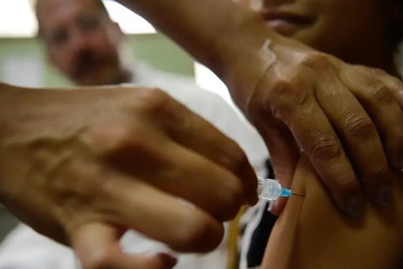 Costa Marques registra queda em consultas por les&otilde;es ap&oacute;s vacina contra HPV