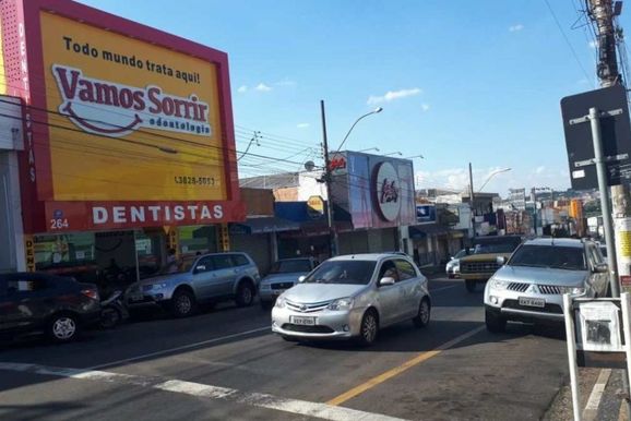 ACIAS prop&otilde;e medidas para ampliar vagas de estacionamento no Centro de Sumar&eacute;