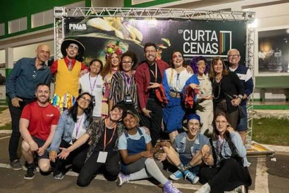 Curta Cenas Sumar&eacute; recebe inscri&ccedil;&otilde;es gratuitas de grupos teatrais at&eacute; 14 de outubro