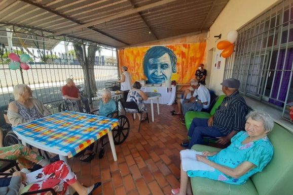 Escoteiros Yanomami e Lions Clube Sumar&eacute; arrecadam donativos para a CALUZ