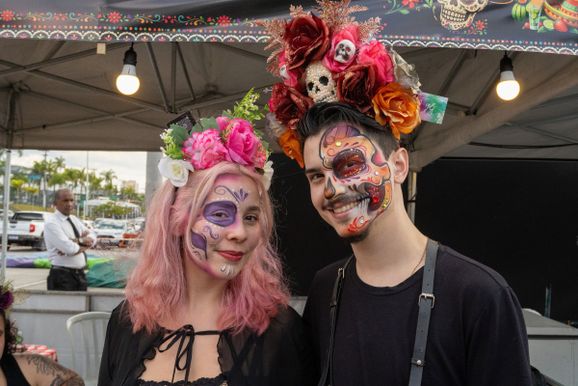Festival mexicano ter&aacute; entrada gratuita, luta livre e shows no Shopping ParkCity Sumar&eacute;