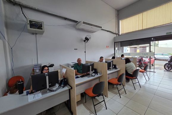 PAT de Sumar&eacute; tem 63 vagas; sal&aacute;rios chegam a R$ 7 mil