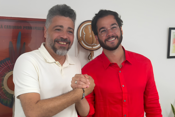 Dr. Histenio Sales confirma apoio a T&uacute;lio Gadelha para o Senado Federal