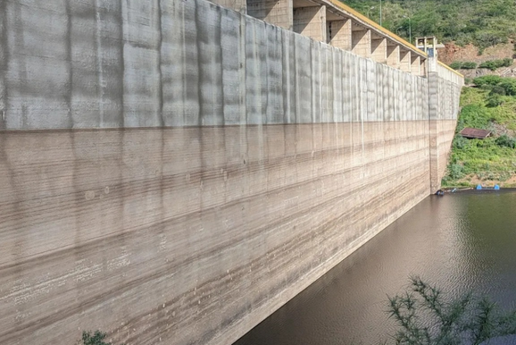 Barragem de Jucazinho inicia per&iacute;odo mais seco do ano com menos de 4% da capacidade