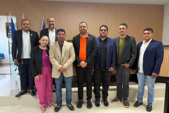 Saulo Barbosa &eacute; eleito por unanimidade presidente da C&acirc;mara Municipal de Vertente do L&eacute;rio