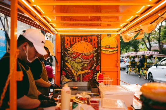 Food trucks: reuni&atilde;o com propriet&aacute;rios discutir&aacute; uso de &aacute;reas p&uacute;blicas em Toledo