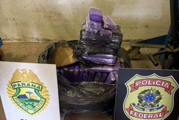 Quatro pessoas s&atilde;o presas e mais de 70 quilos de maconha s&atilde;o apreendidos na BR-277