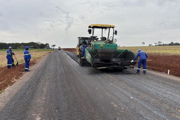 Toledo inicia pavimenta&ccedil;&atilde;o da Linha Sanga Perdida, entre Xaxim e Conc&oacute;rdia do Oeste