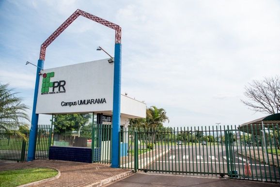 Com sal&aacute;rios de at&eacute; R$ 8.340, IFPR Umuarama abre editais para contrata&ccedil;&atilde;o de professores