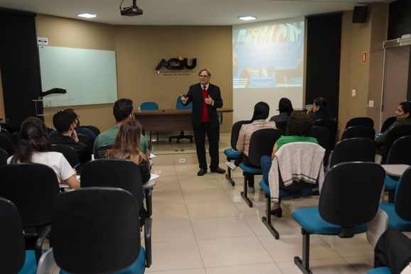 Parceria entre Aciu e Sebrae capacita empres&aacute;rios em an&aacute;lise de cr&eacute;dito e cobran&ccedil;a