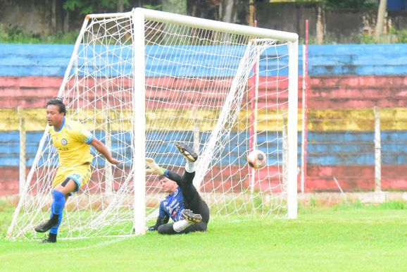 AFAU/Cama Inbox vence de virada e garante lideran&ccedil;a do Grupo B na Liga Mour&atilde;oense